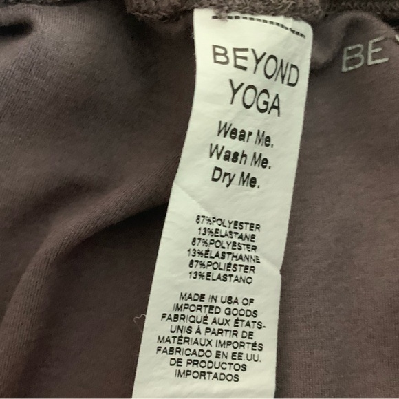 Beyond Yoga Joggers size Small - Picture 5 of 8